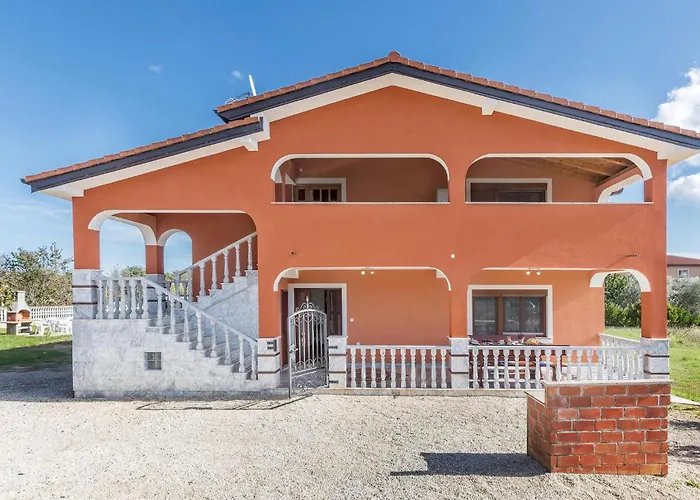 3 Bedroom Gorgeous In Apartman